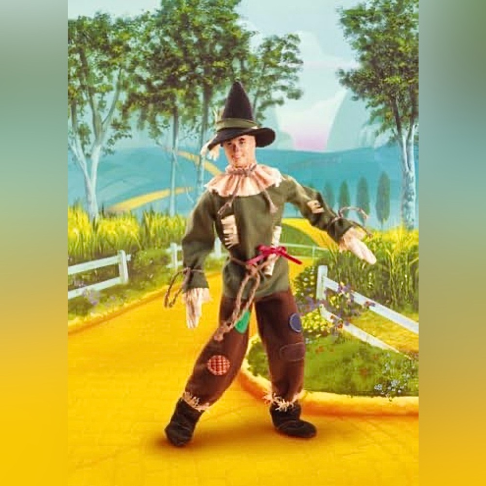 Mattel The Wizard Of Oz Scare Crow